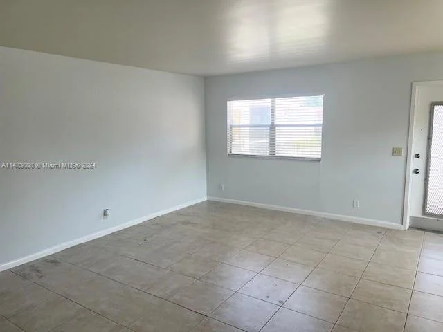 617 Saxony M # M, Delray Beach FL 33446