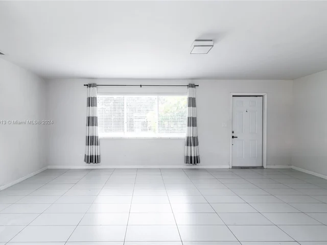 11940 SW 81st Rd # 1, Pinecrest FL 33156