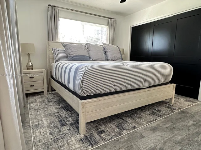 2703 SE 14th St, Pompano Beach FL 33062