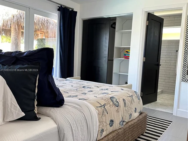 2703 SE 14th St, Pompano Beach FL 33062