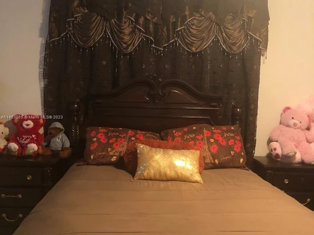 16000 NW 20th Ave, Miami Gardens FL 33054