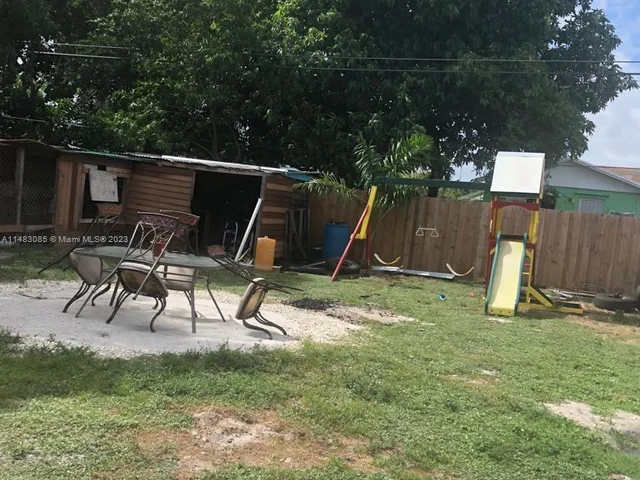 16000 NW 20th Ave, Miami Gardens FL 33054