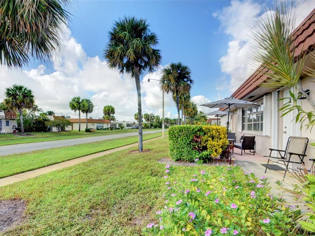 5725 Fernley Dr E # 45, West Palm Beach FL 33415