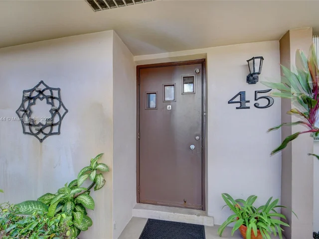 5725 Fernley Dr E # 45, West Palm Beach FL 33415