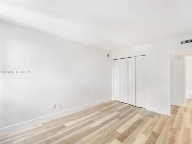 2715 Tigertail Ave # 405, Miami FL 33133