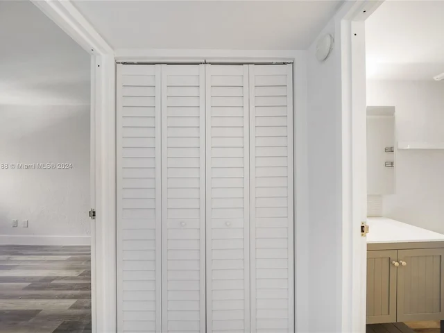 2715 Tigertail Ave # 405, Miami FL 33133