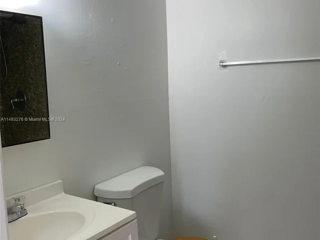 4721 NW 7th St # 12, Miami FL 33126