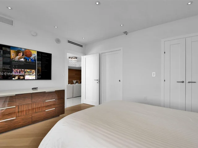 16275 Collins Ave # 2601, Sunny Isles Beach FL 33160