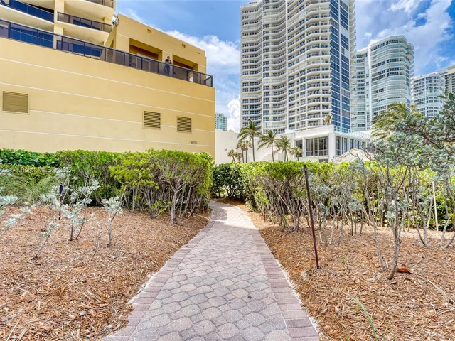 16275 Collins Ave # 2601, Sunny Isles Beach FL 33160