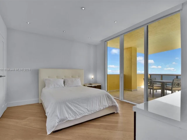 16275 Collins Ave # 2601, Sunny Isles Beach FL 33160