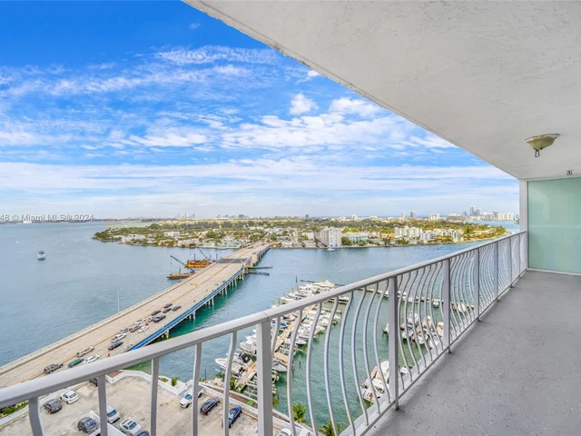 7601 E Treasure Dr # 2016, North Bay Village FL 33141