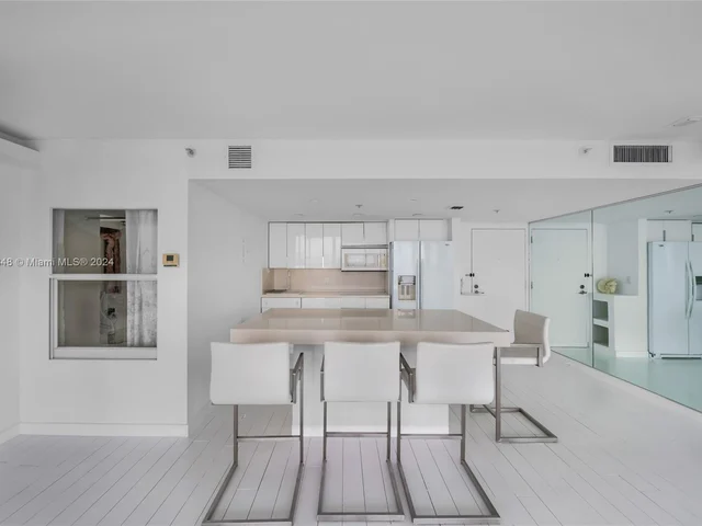 7601 E Treasure Dr # 2016, North Bay Village FL 33141