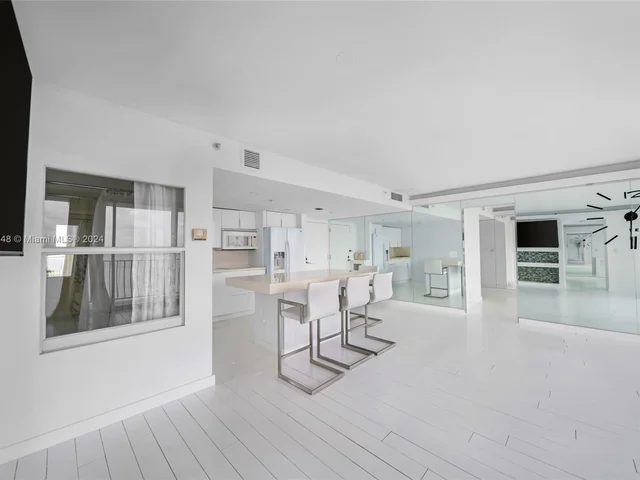 7601 E Treasure Dr # 2016, North Bay Village FL 33141