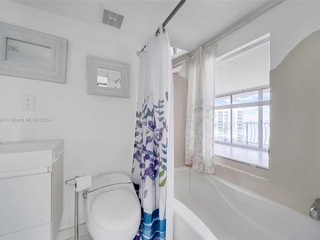 7601 E Treasure Dr # 2016, North Bay Village FL 33141