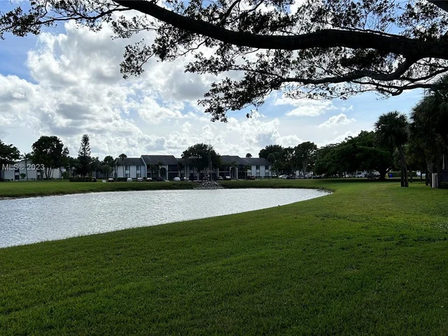 736 Mill Valley Pl # 736, West Palm Beach FL 33409