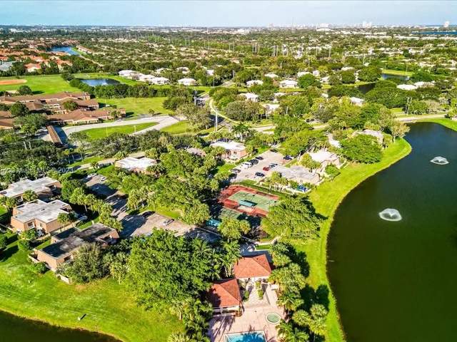 736 Mill Valley Pl # 736, West Palm Beach FL 33409