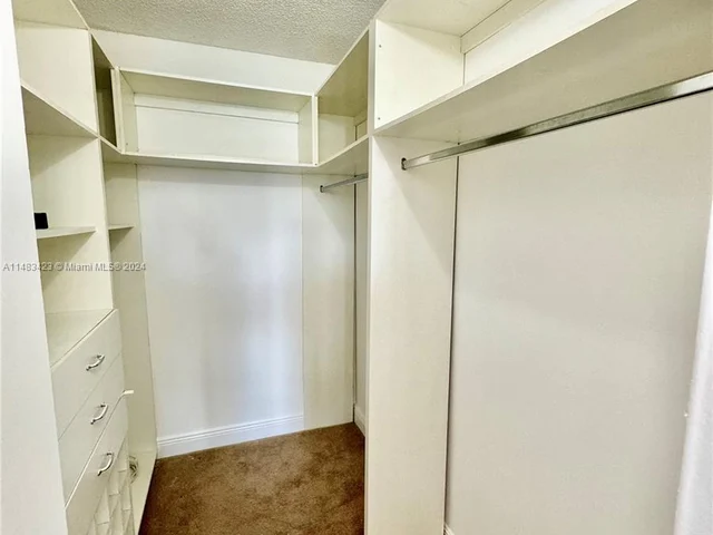 870 NE 207th Ter # 9, Miami FL 33179