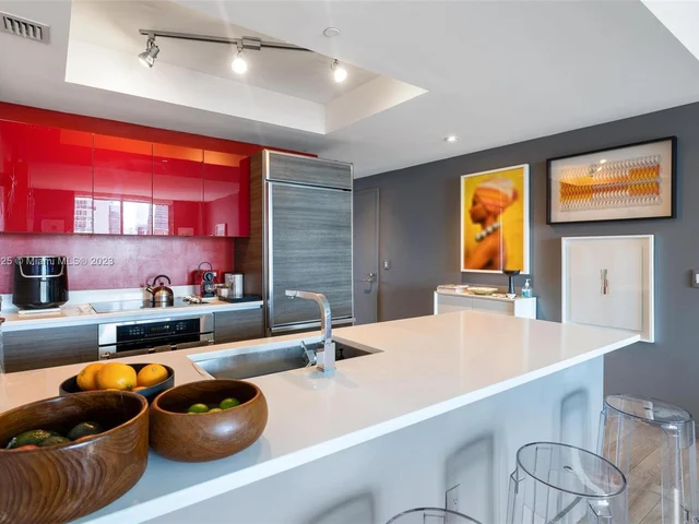 1100 S Miami Ave # 2704, Miami FL 33130