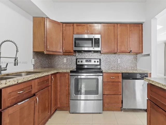 775 81st St, Miami Beach FL 33141