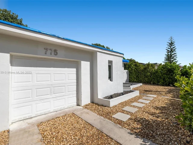 775 81st St, Miami Beach FL 33141