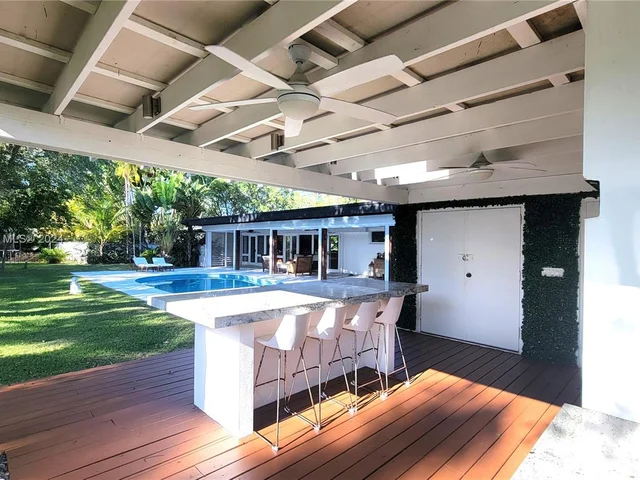 6200 SW 118th St, Pinecrest FL 33156