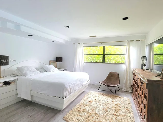 6200 SW 118th St, Pinecrest FL 33156