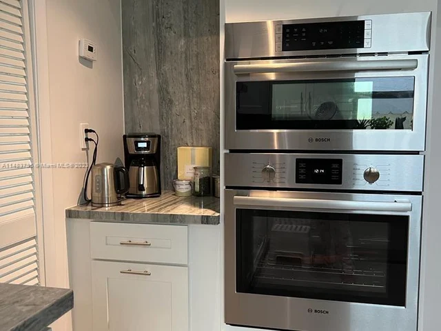 8852 Abbott Ave, Surfside FL 33154