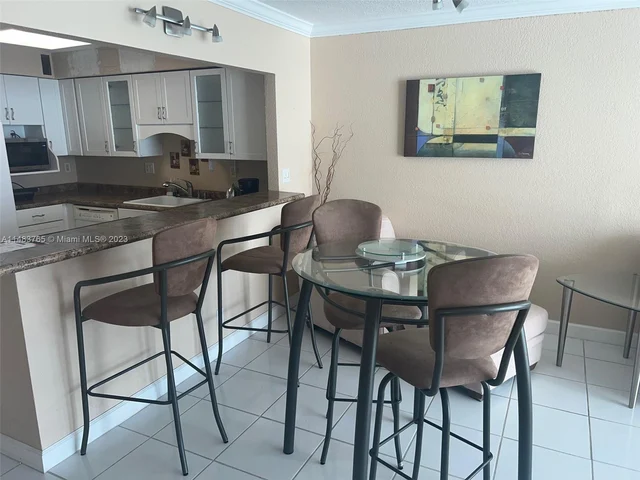 2030 S Ocean Dr # 1116, Hallandale Beach FL 33009