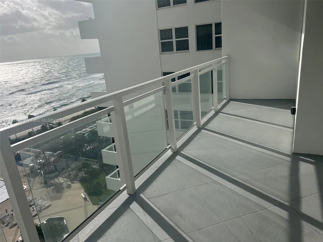 2030 S Ocean Dr # 1116, Hallandale Beach FL 33009