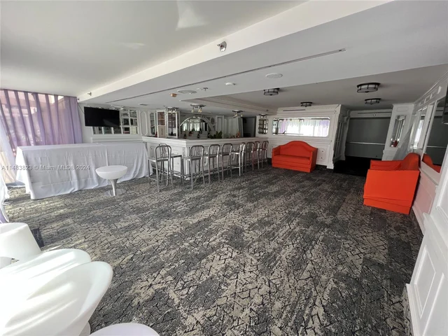 5225 Collins Ave # 411, Miami Beach FL 33140