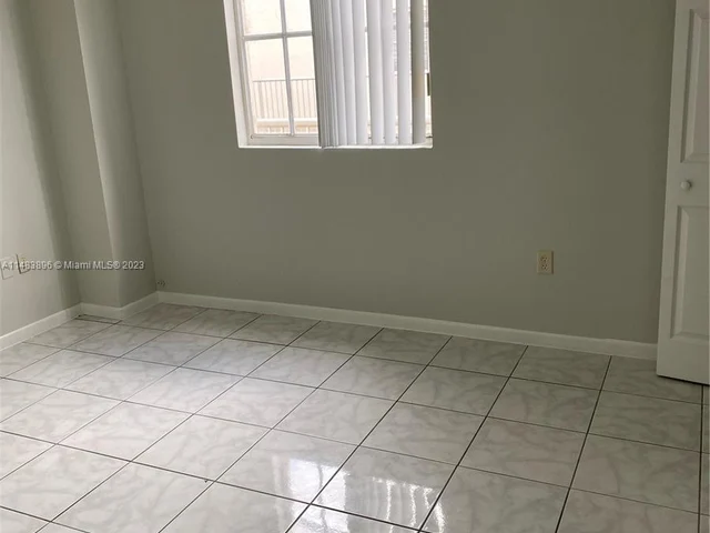 6045 NW 186th St # 302, Hialeah FL 33015