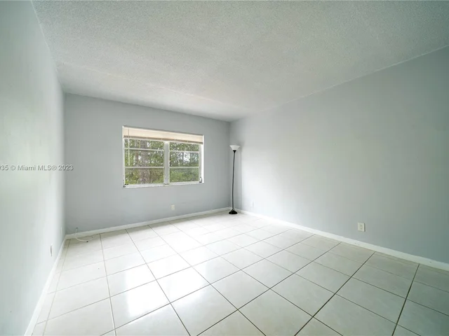 1400 NE 57th St # 205, Fort Lauderdale FL 33334