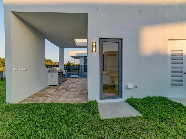 16539 N Botaniko Dr N # 0, Weston FL 33326