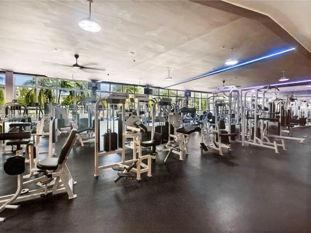 1000 West Ave # 905, Miami Beach FL 33139