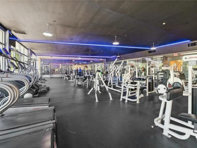 1000 West Ave # 905, Miami Beach FL 33139