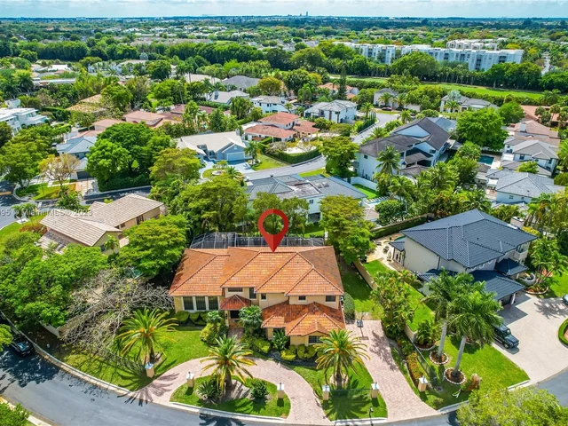 9439 NW 54th Doral Cir Ln, Doral FL 33178