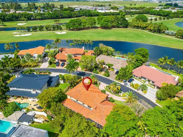 9439 NW 54th Doral Cir Ln, Doral FL 33178