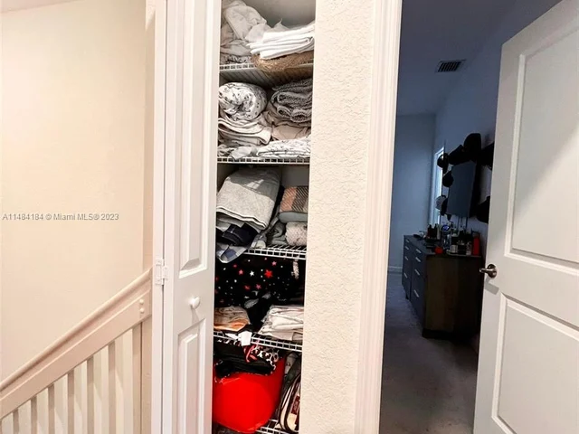 1776 SE 27th Rd # 1776, Homestead FL 33035