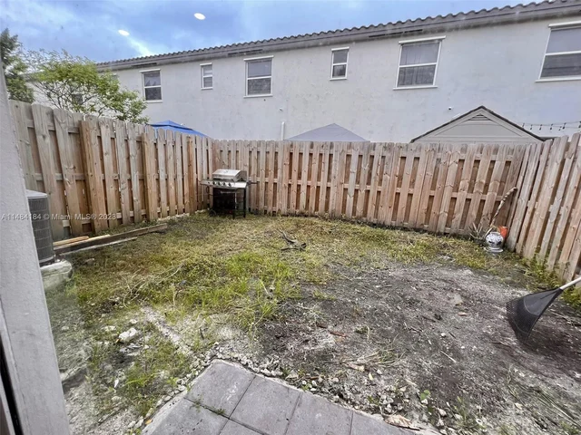 1776 SE 27th Rd # 1776, Homestead FL 33035
