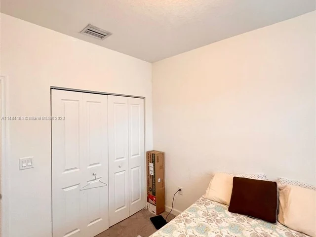 1776 SE 27th Rd # 1776, Homestead FL 33035