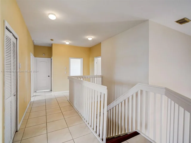 15883 SW 63rd Ter, Miami FL 33193