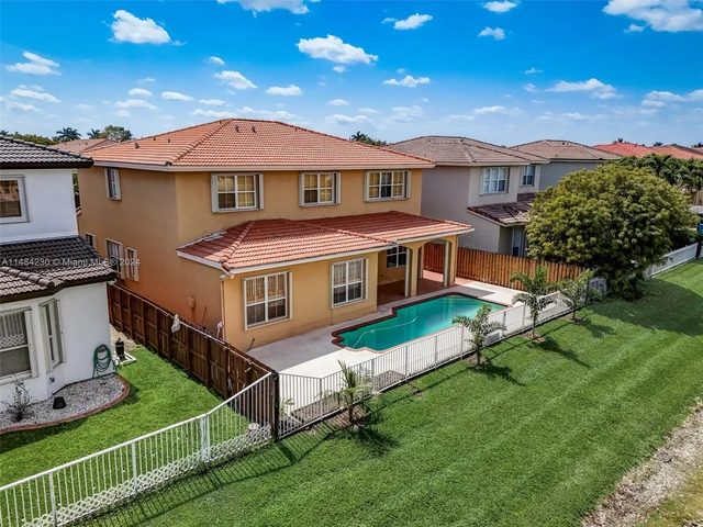 15883 SW 63rd Ter, Miami FL 33193