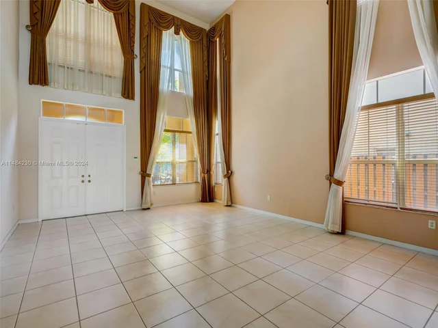 15883 SW 63rd Ter, Miami FL 33193