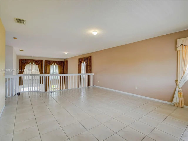 15883 SW 63rd Ter, Miami FL 33193