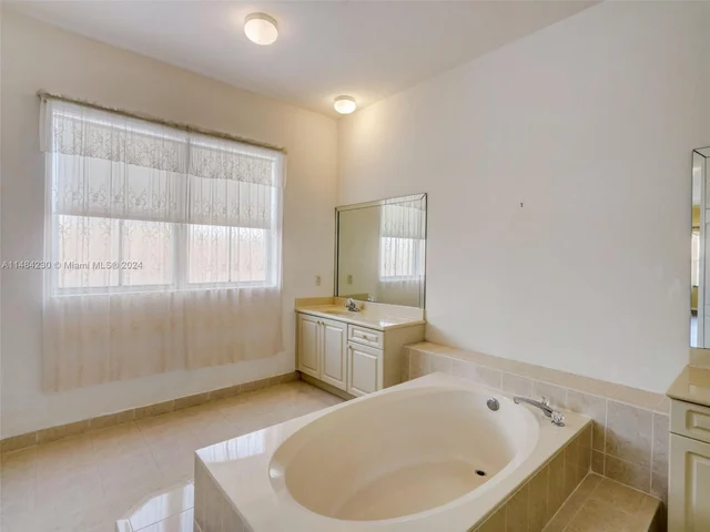 15883 SW 63rd Ter, Miami FL 33193