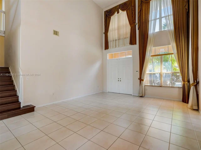 15883 SW 63rd Ter, Miami FL 33193