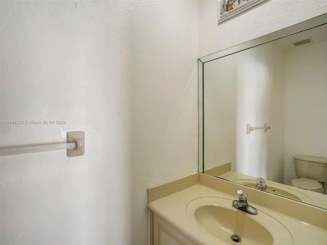 15883 SW 63rd Ter, Miami FL 33193