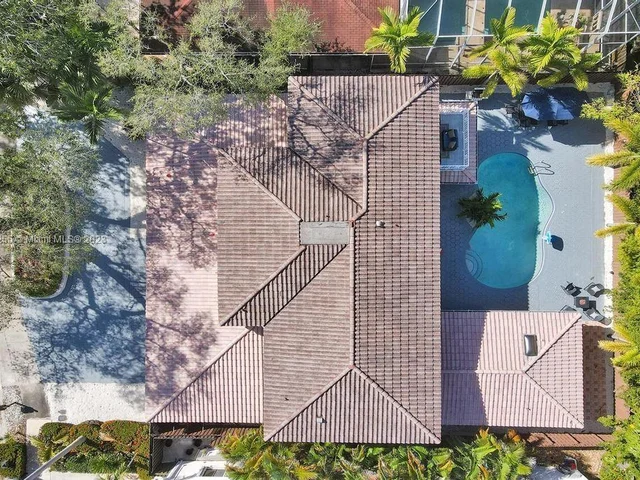 3251 N 37th St, Hollywood FL 33021