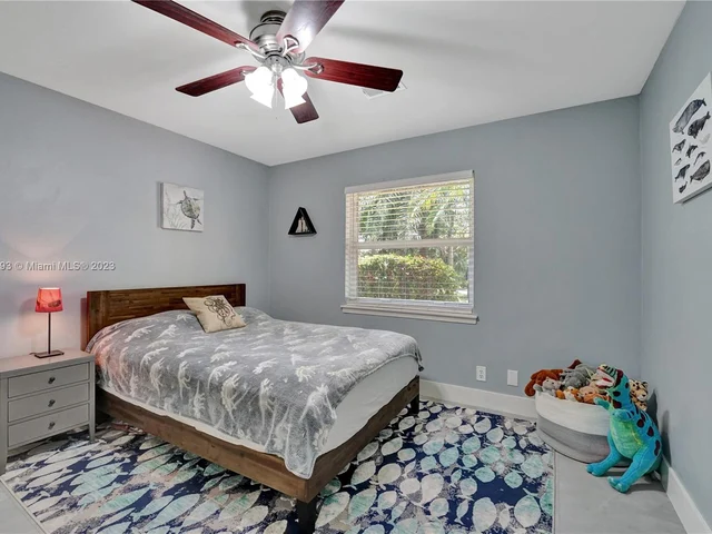 15075 SW 27th Street, Davie FL 33331