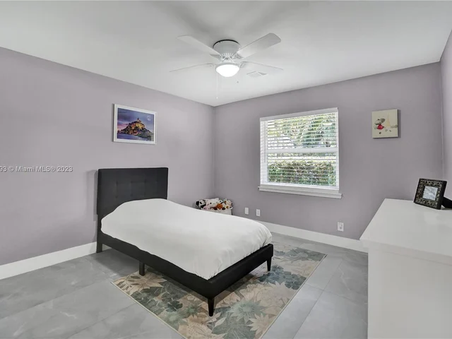 15075 SW 27th Street, Davie FL 33331